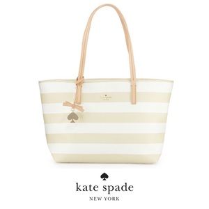 Gently Used Kate spade Hawthorne Lane Handbag